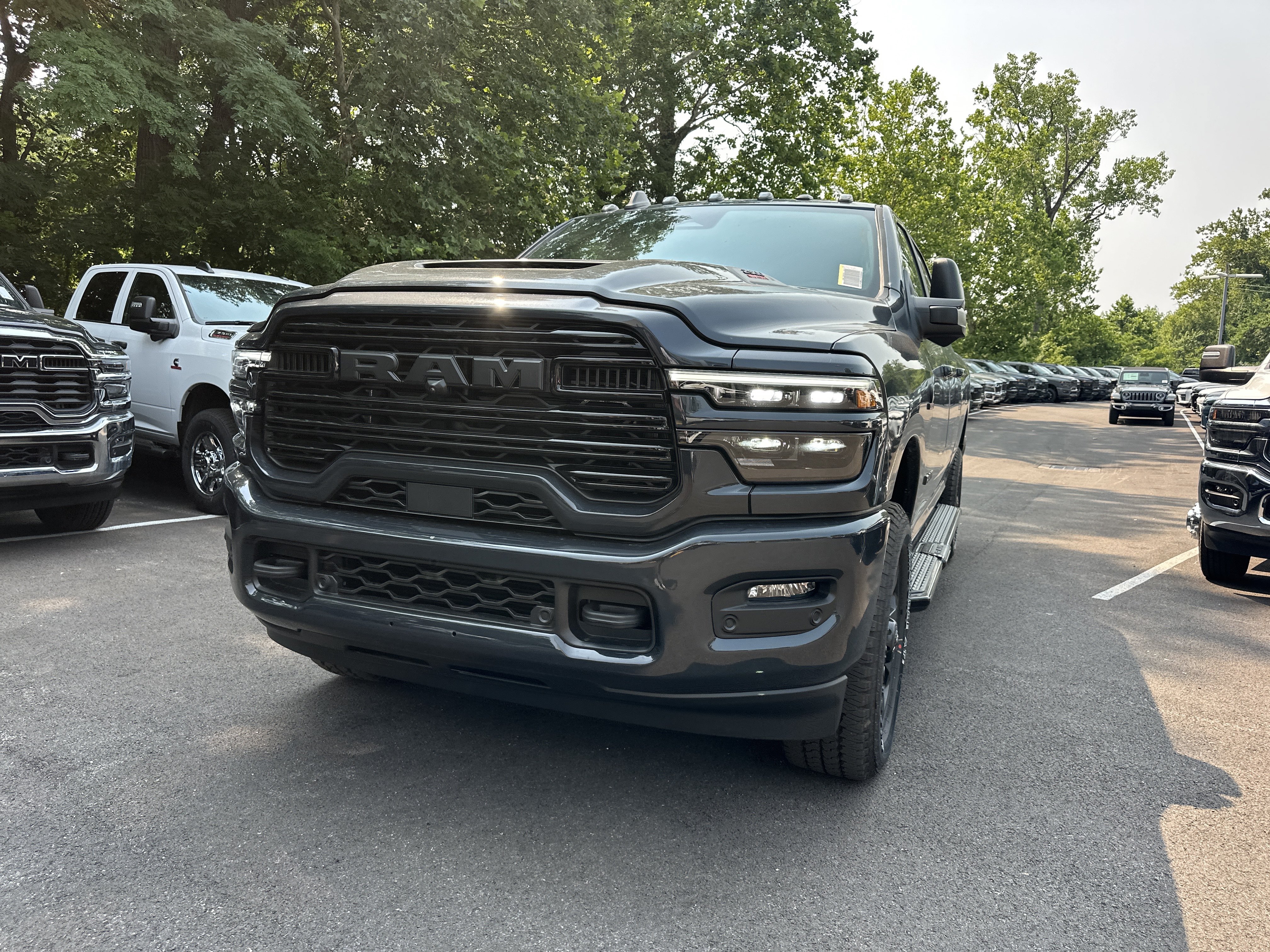 New 2026 RAM 2500 Laramie AWD/4WD image 24