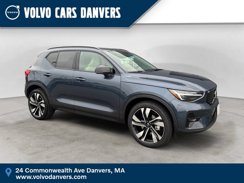 New 2026 Volvo XC40 B5 Ultra w/ Protection Package Premier AWD/4WD image 1