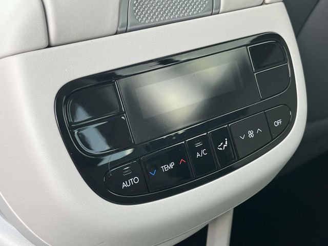 New 2026 Hyundai Ioniq 9 S w/ Tow & Go Package RWD image 17