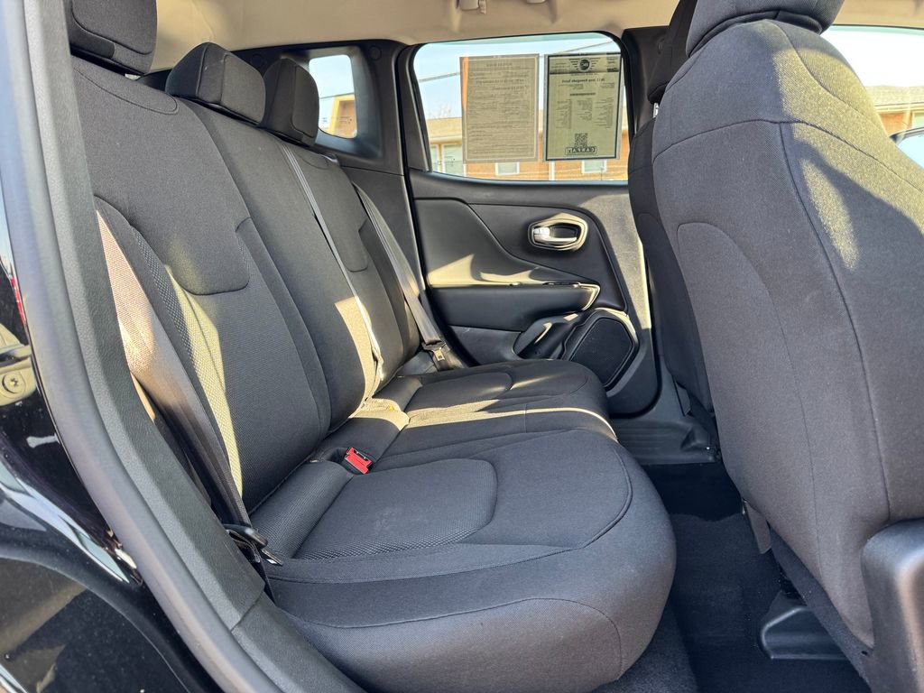 Used 2022 Jeep Renegade Sport w/ Sport Appearance Group image 14