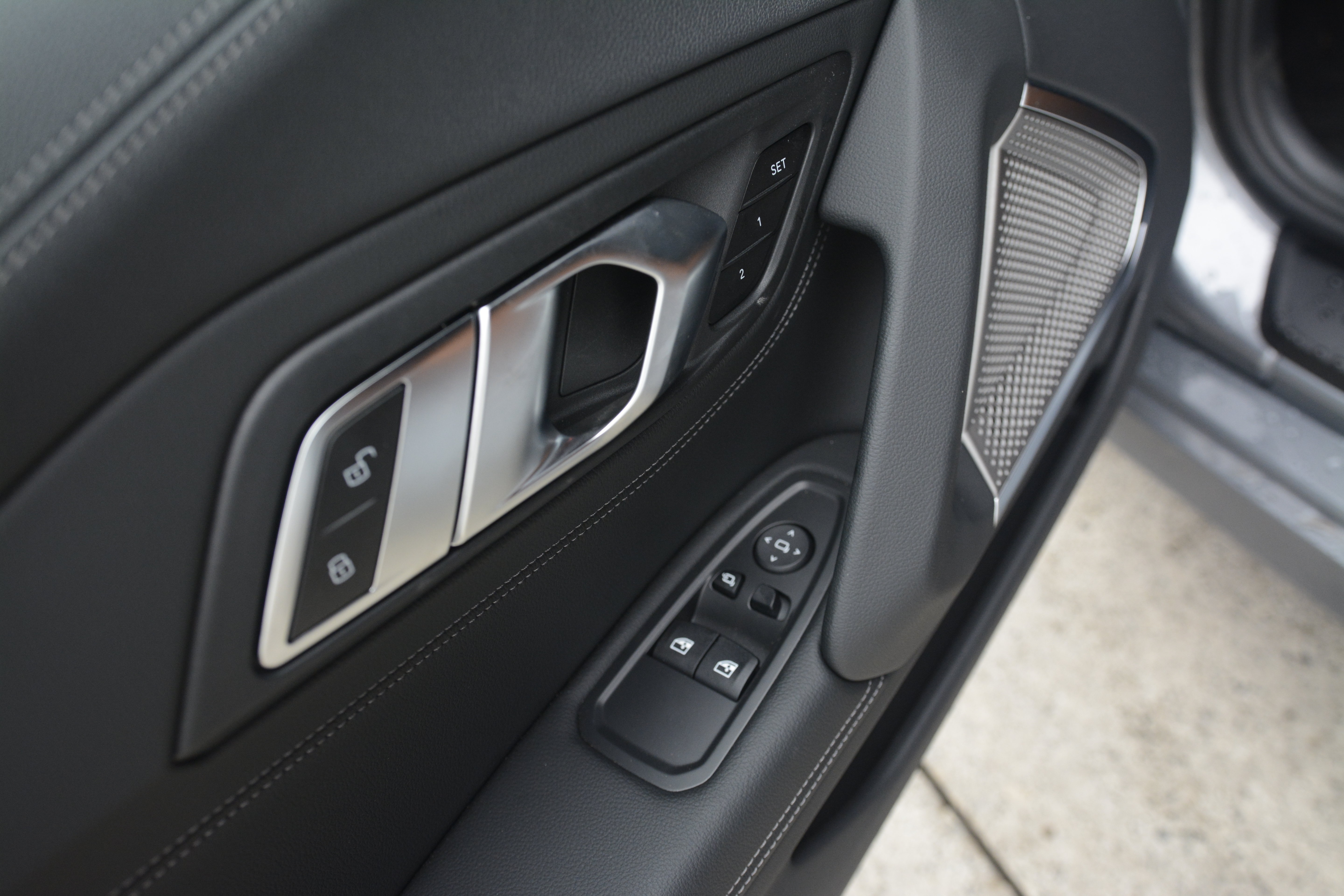 Used 2026 BMW Z4 M40i RWD image 14