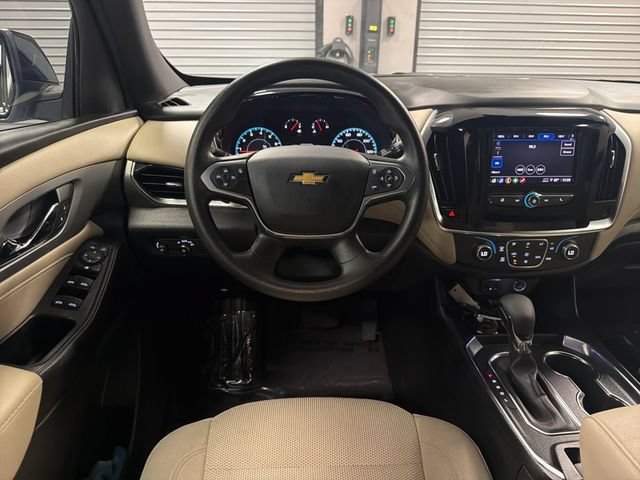 Used 2024 Chevrolet Traverse LS FWD image 13