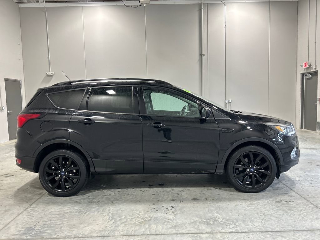 Used 2019 Ford Escape SE image 5