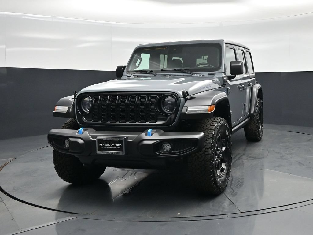Used 2024 Jeep Wrangler Unlimited AWD/4WD image 55