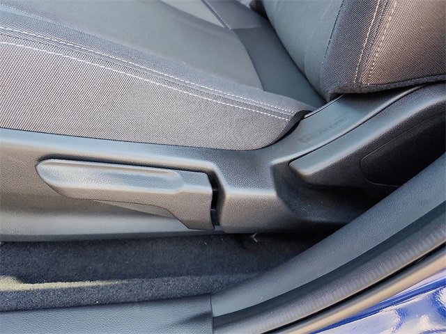 Certified 2025 Subaru Crosstrek 2.0i image 14