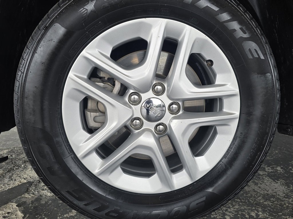 Used 2020 Jeep Compass Sport image 53