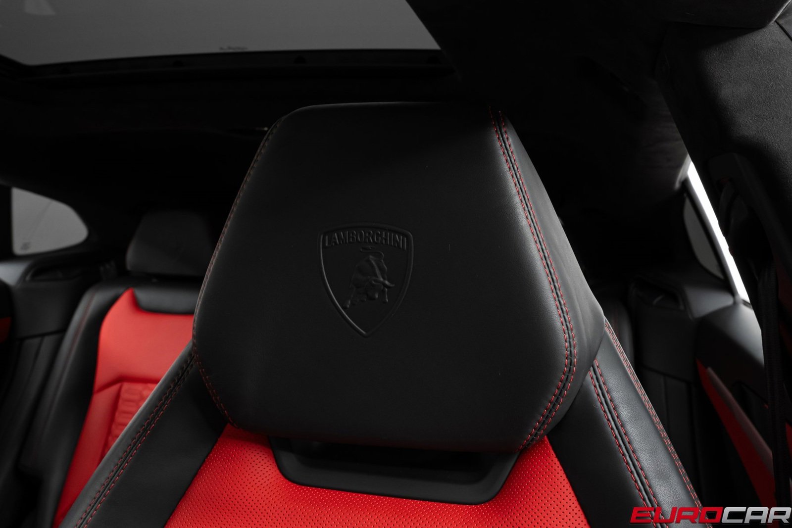 Used 2022 Lamborghini Urus image 43