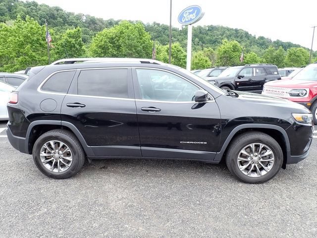 Used 2020 Jeep Cherokee Latitude Plus w/ Cold Weather Group AWD/4WD image 8