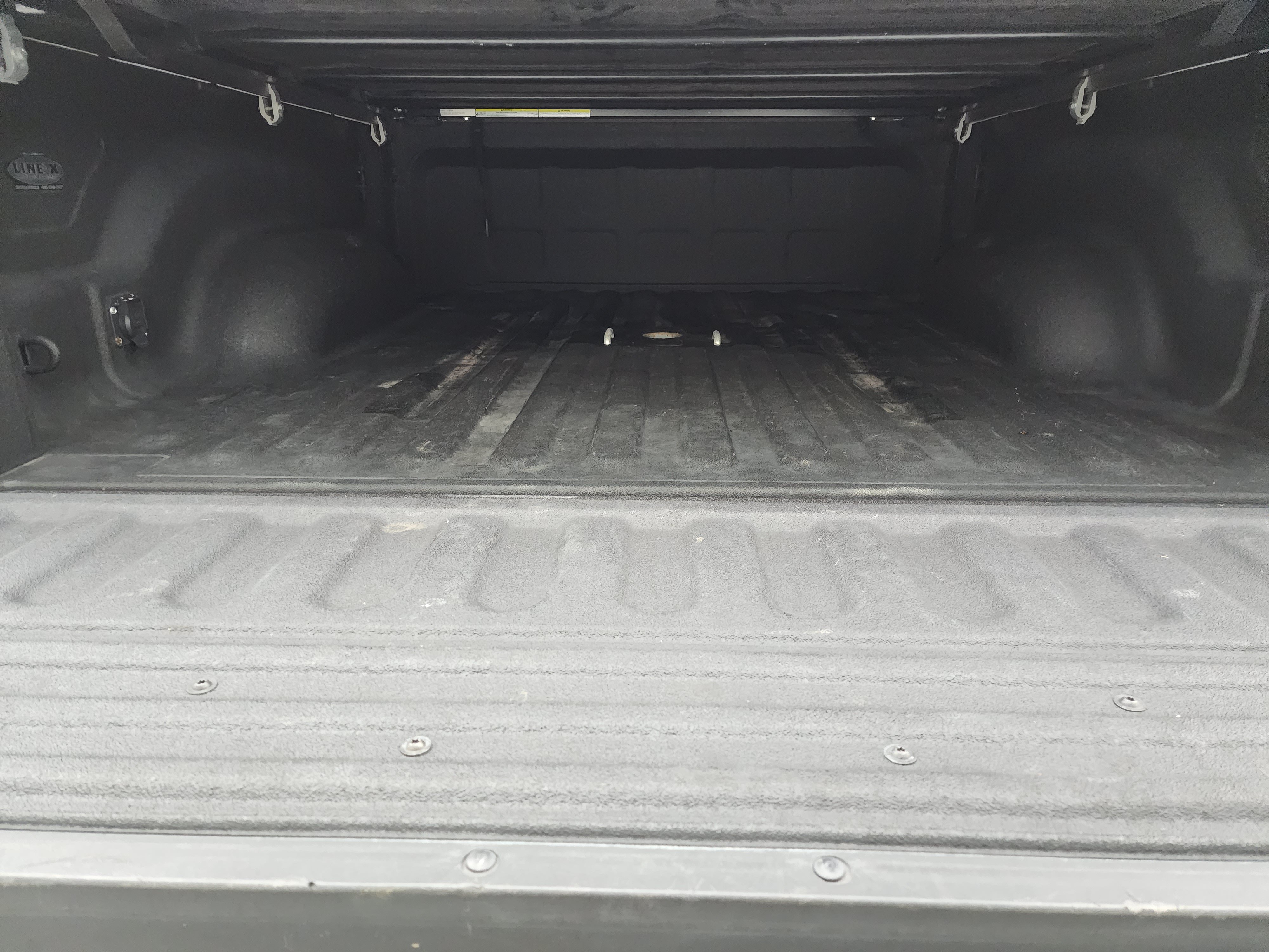 Used 2020 RAM 2500 Big Horn w/ Night Edition AWD/4WD image 32