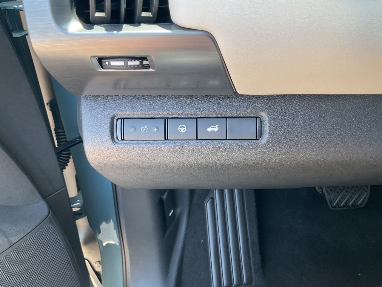 New 2026 Nissan Pathfinder SL AWD/4WD image 23