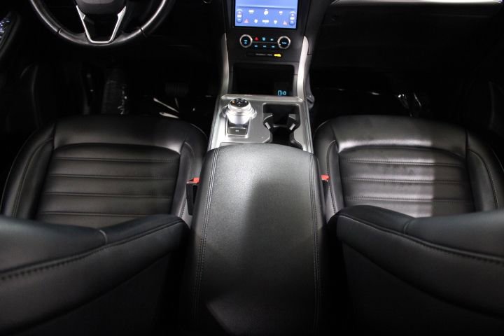 Used 2022 Ford Edge SEL image 29