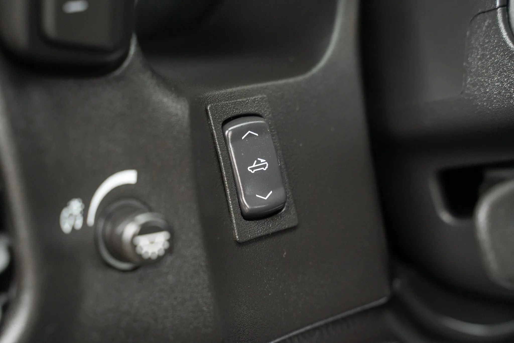 Used 2008 Chevrolet Corvette Convertible w/ Preferred Equipment Group image 20