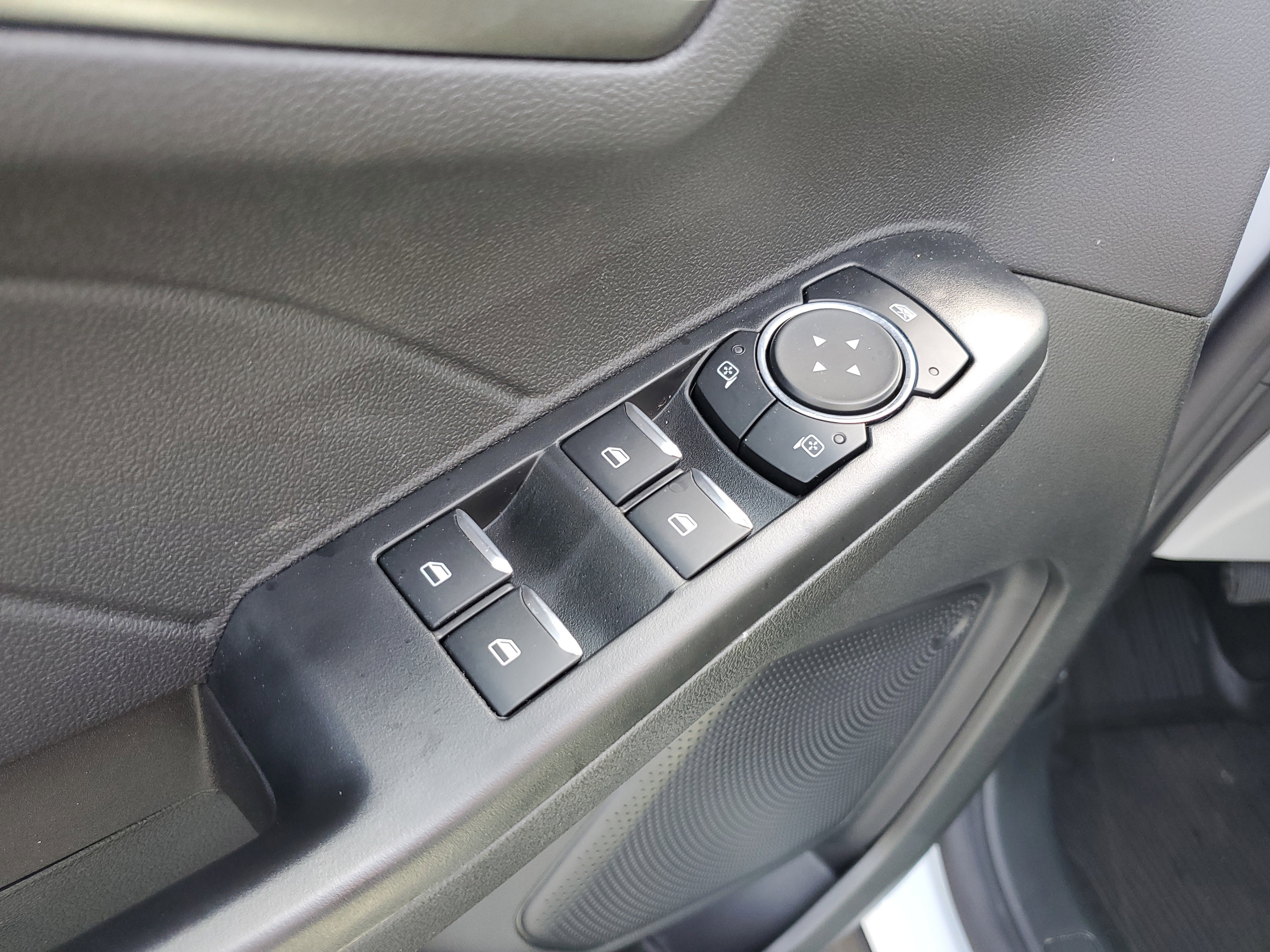 New 2025 Ford Escape Active w/ Cold Weather Package image 16