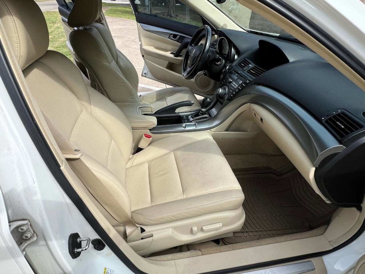 Used 2010 Acura TL w/ Technology Package FWD image 30