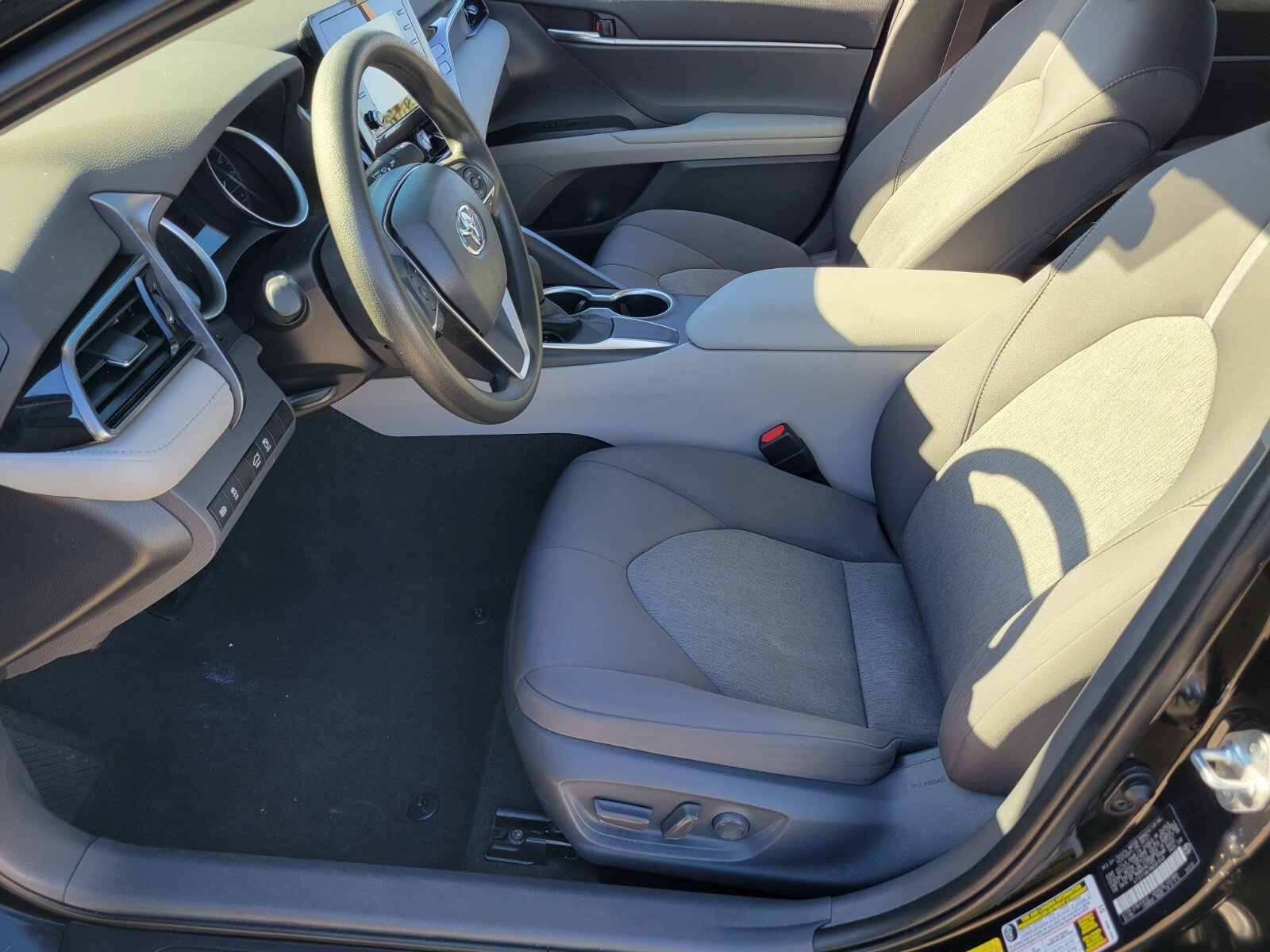 Certified 2021 Toyota Camry LE image 10