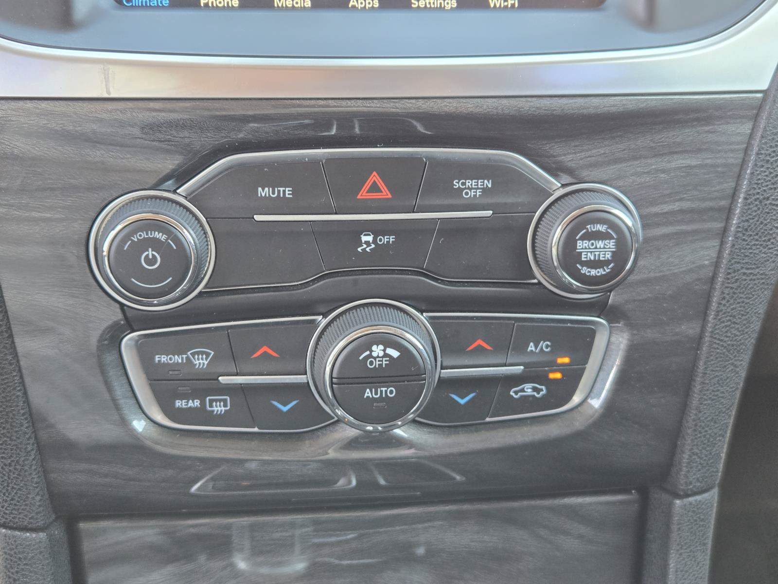 Used 2021 Chrysler 300 Touring w/ Sport Appearance Package RWD image 12