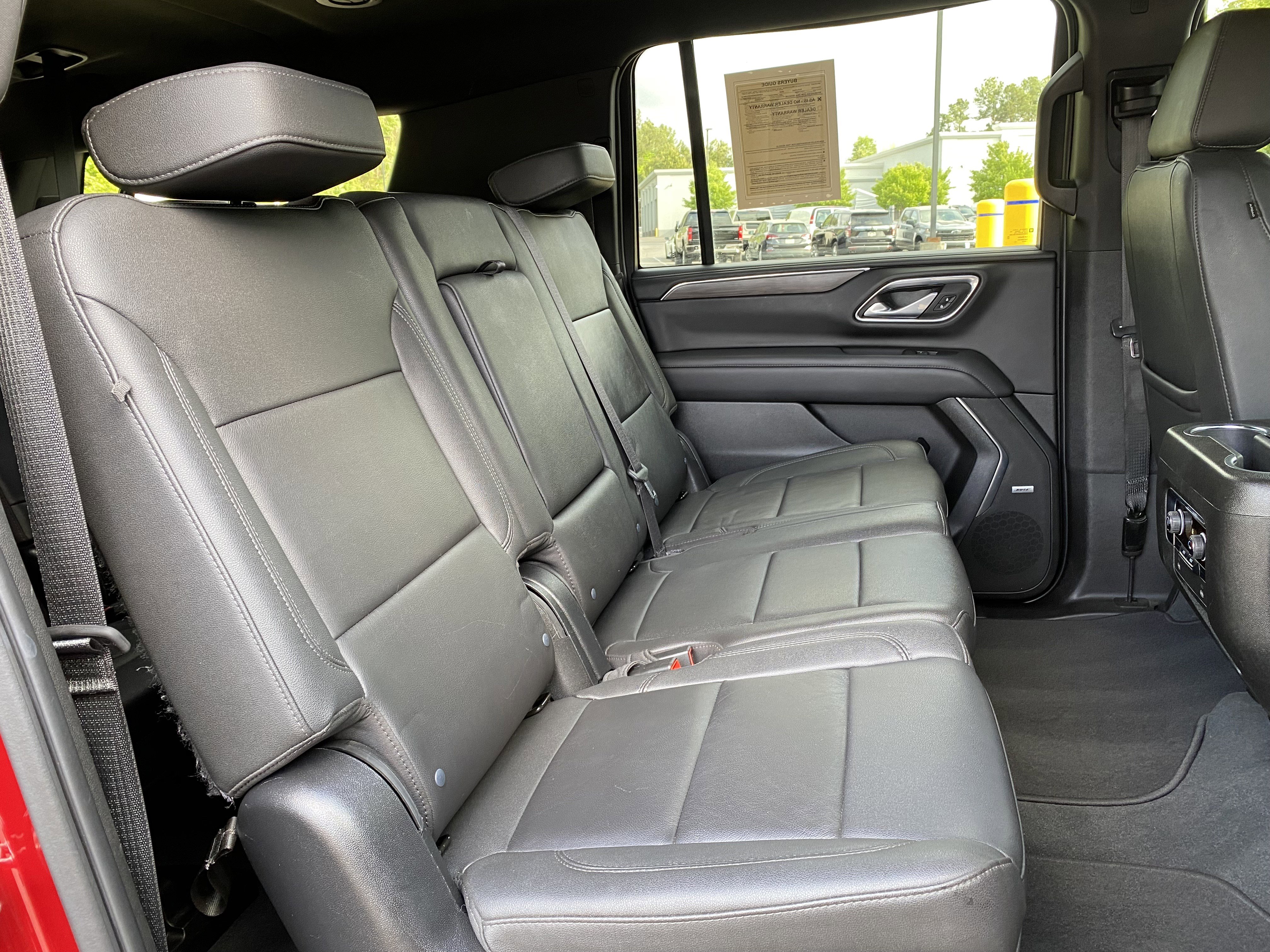 Used 2022 Chevrolet Suburban Z71 AWD/4WD image 35