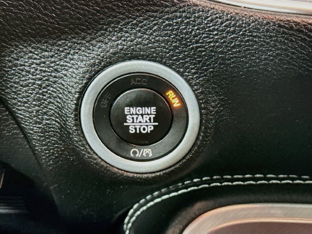 Used 2020 Dodge Challenger R/T RWD image 18