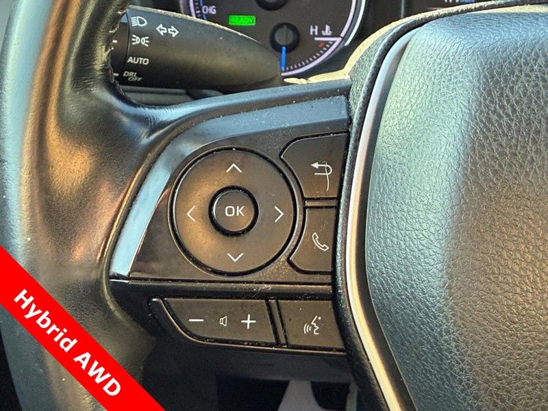 Used 2021 Toyota Venza LE w/ Carpet Mat Package (TMS) image 20