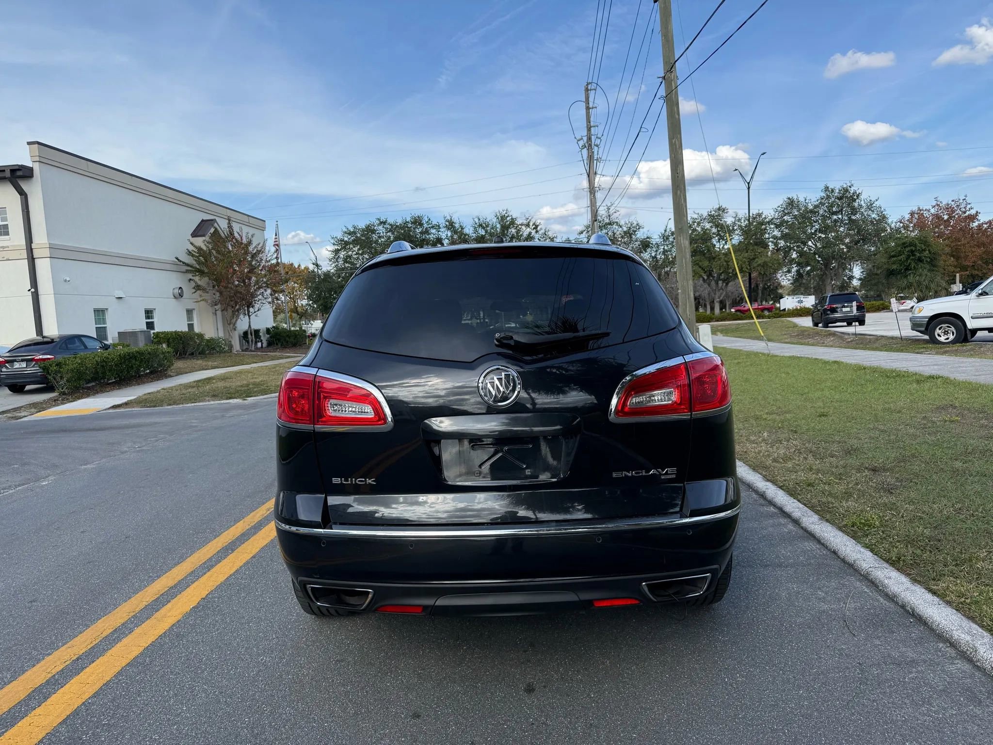 Used 2014 Buick Enclave Leather image 8