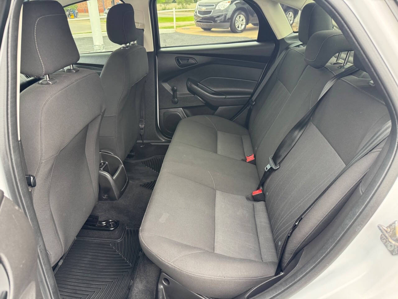 Used 2015 Ford Focus S FWD image 18