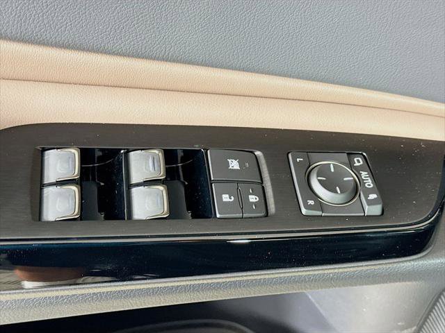 Certified 2025 Lexus ES 350 w/ Premium Package FWD image 20