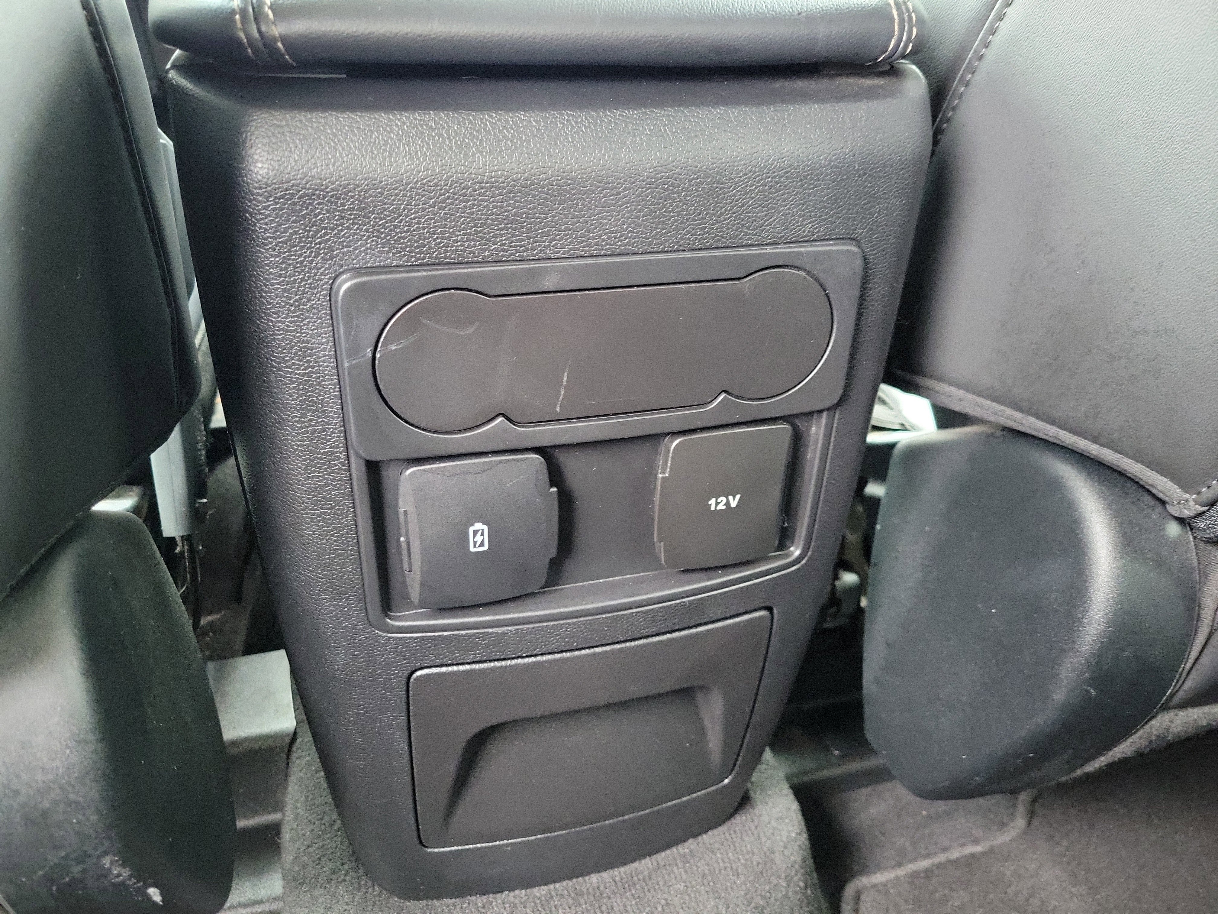 Used 2022 Ford Explorer XLT w/ Equipment Group 202A image 15