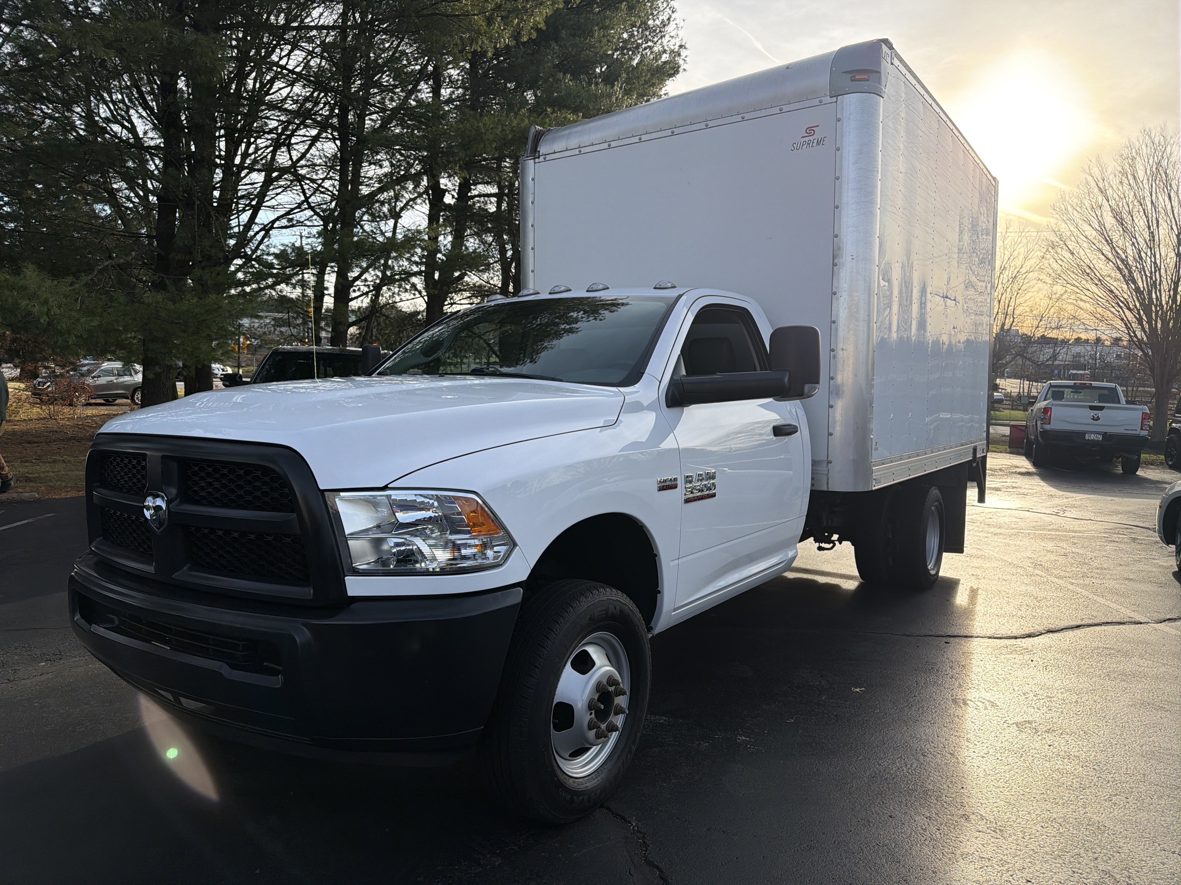 Used 2018 RAM 3500 Tradesman w/ Power & Remote Entry Group image 3