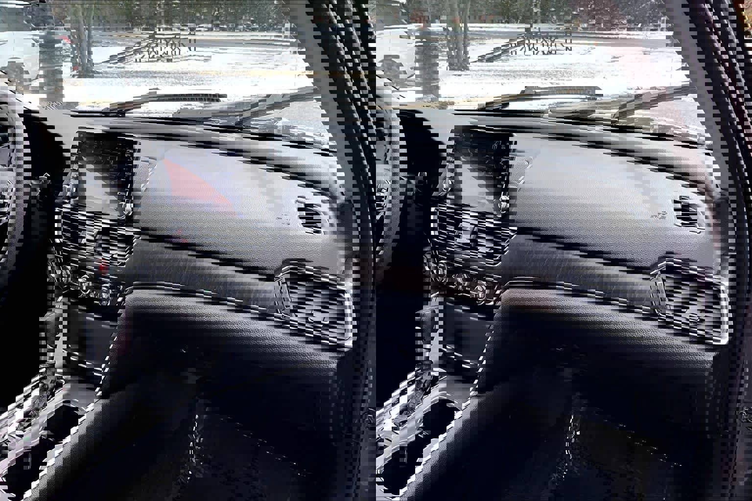 Used 2019 Honda Accord EX image 19