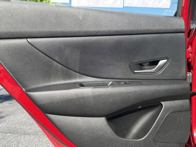 Used 2022 Hyundai Elantra SEL FWD image 26