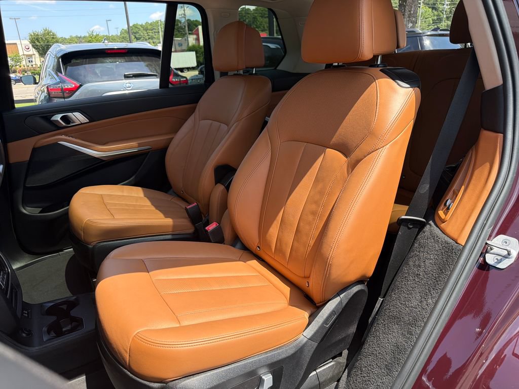 Used 2022 BMW X7 xDrive40i w/ Executive Package AWD/4WD image 29