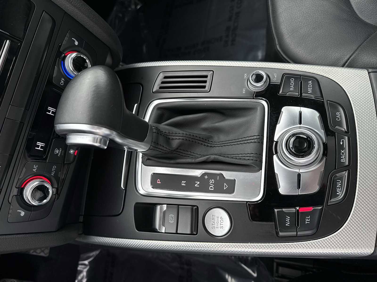 Used 2016 Audi A4 2.0T Premium Plus w/ Technology Package image 31