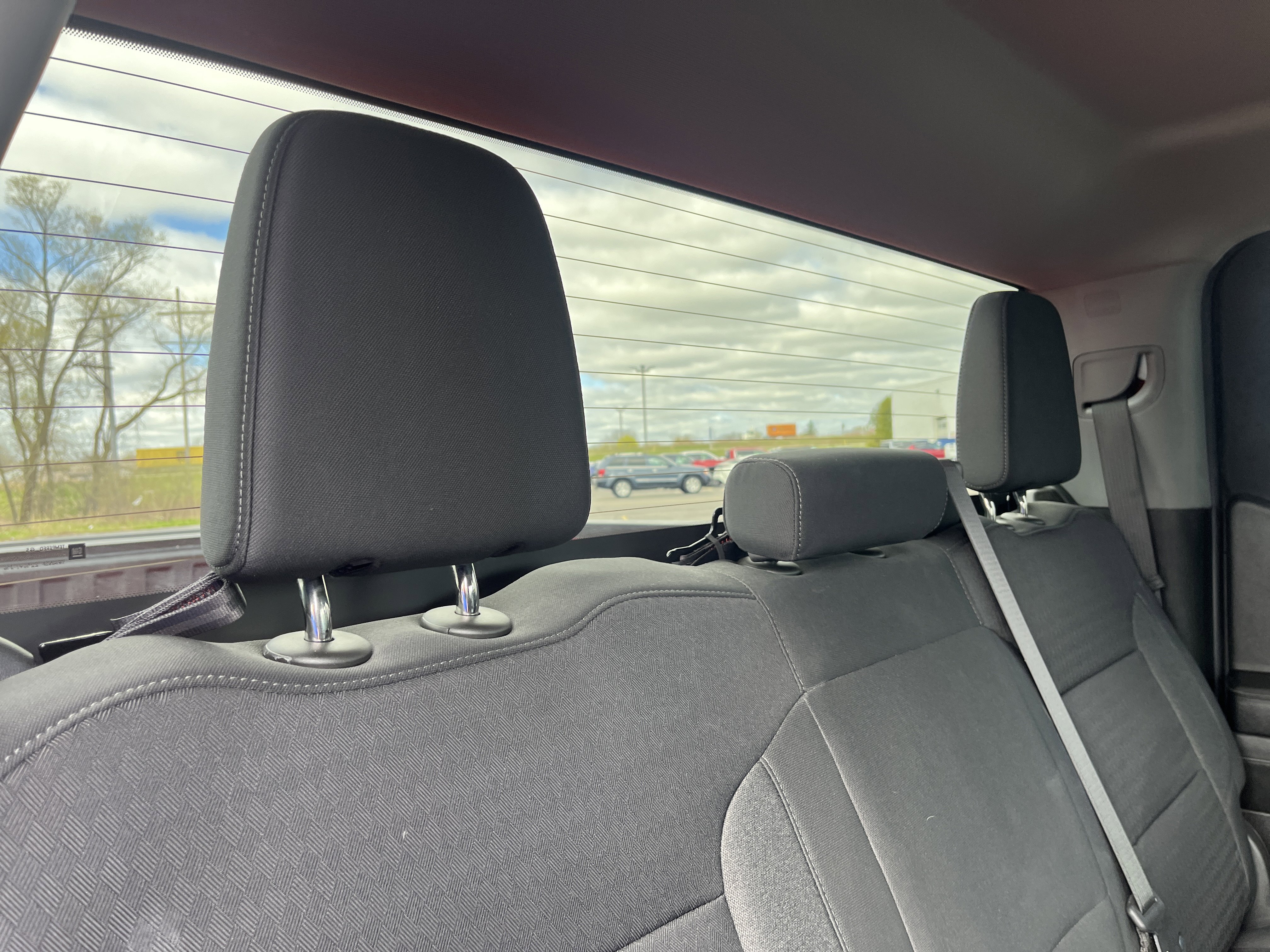 Used 2022 Chevrolet Silverado 1500 LT AWD/4WD image 16