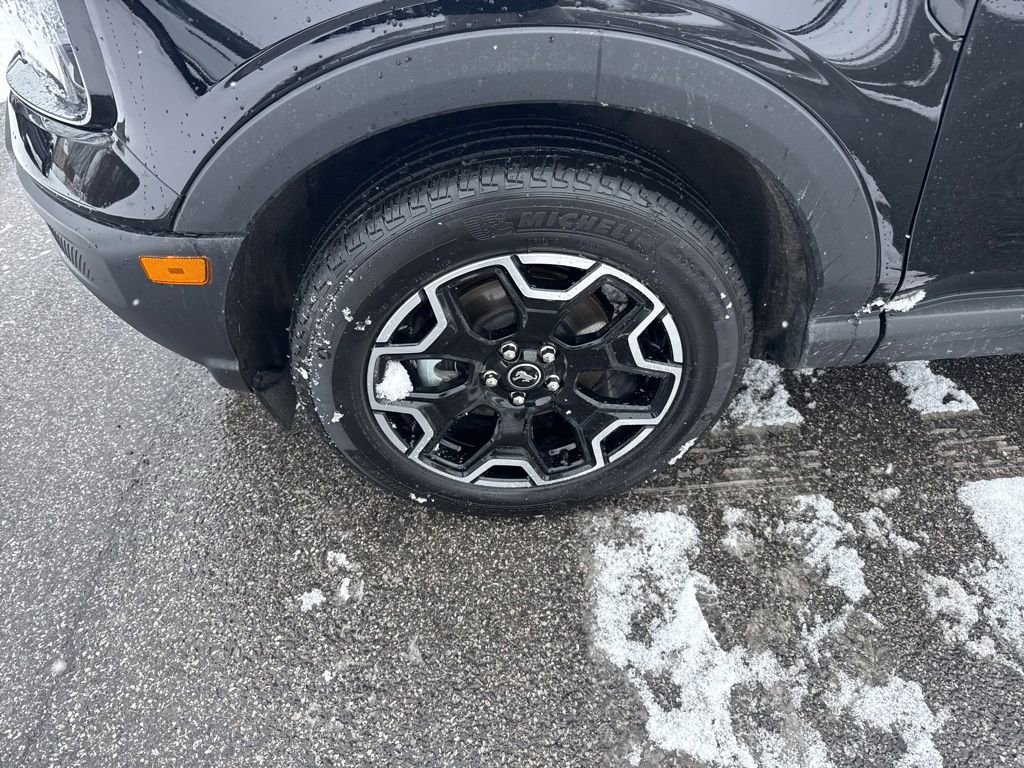 Used 2025 Ford Bronco Sport Outer Banks image 11