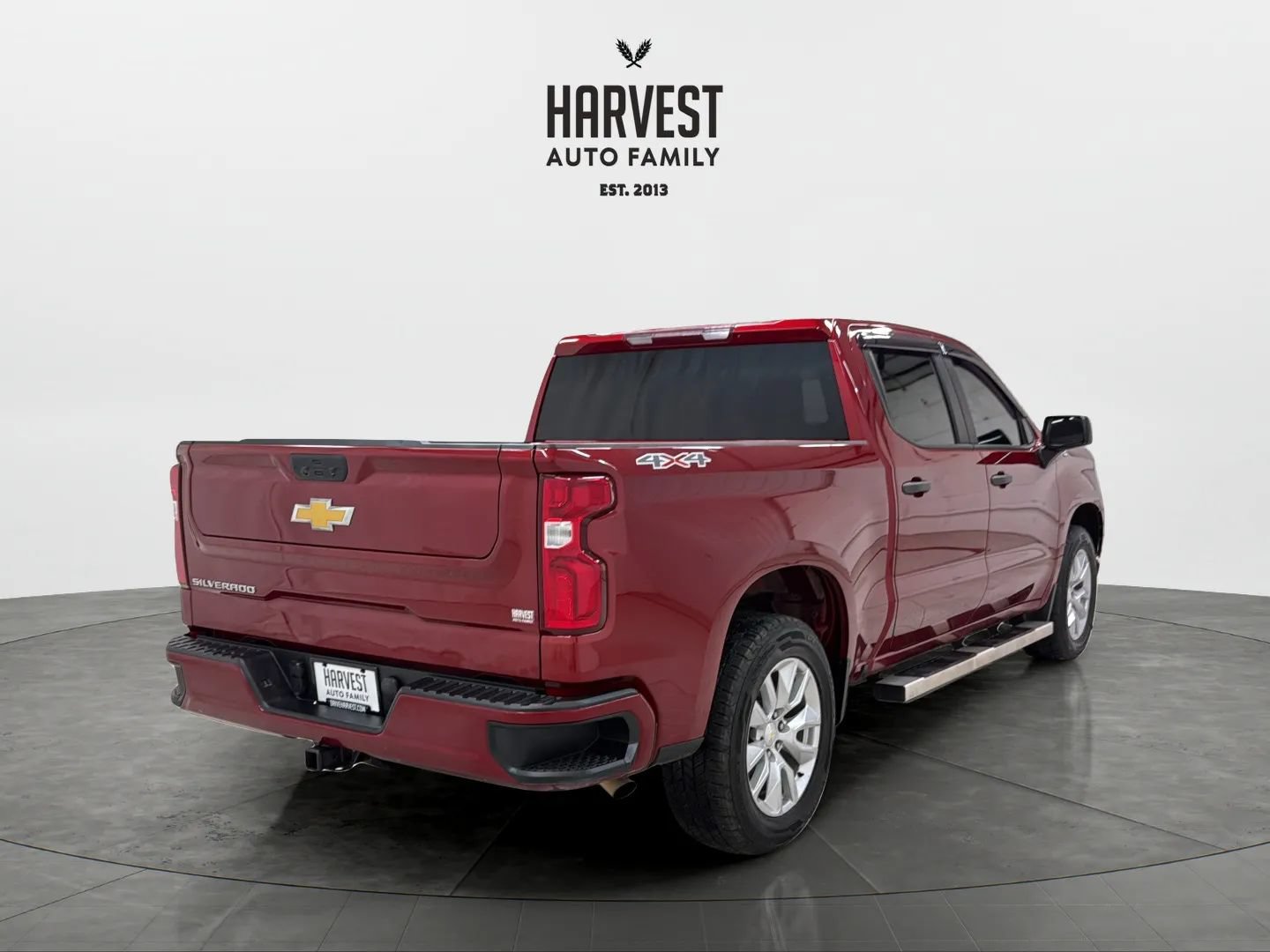 Used 2022 Chevrolet Silverado 1500 Custom w/ Safety Confidence Package AWD/4WD image 6