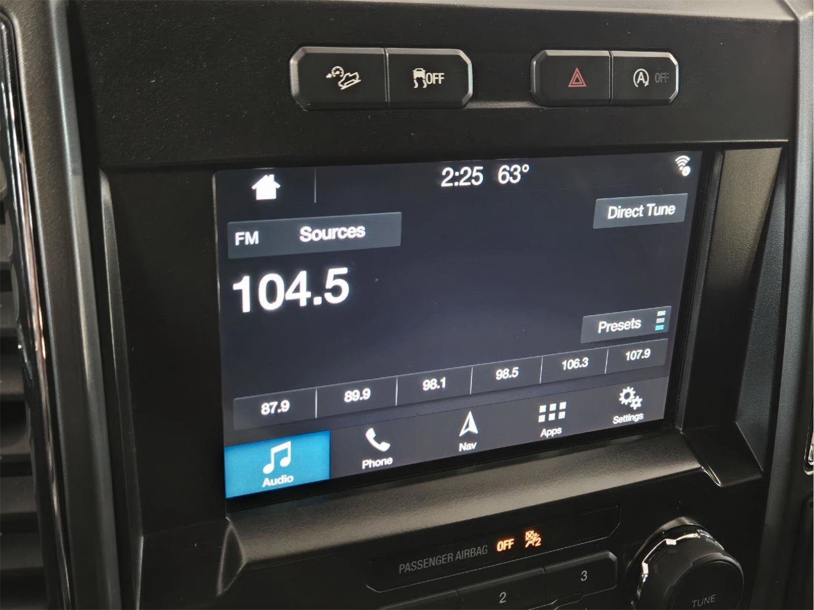 Used 2017 Ford F150 XLT w/ Equipment Group 302A Luxury AWD/4WD image 25