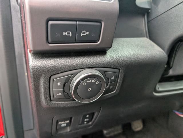 Used 2015 Ford F150 XLT w/ Equipment Group 302A Luxury image 16