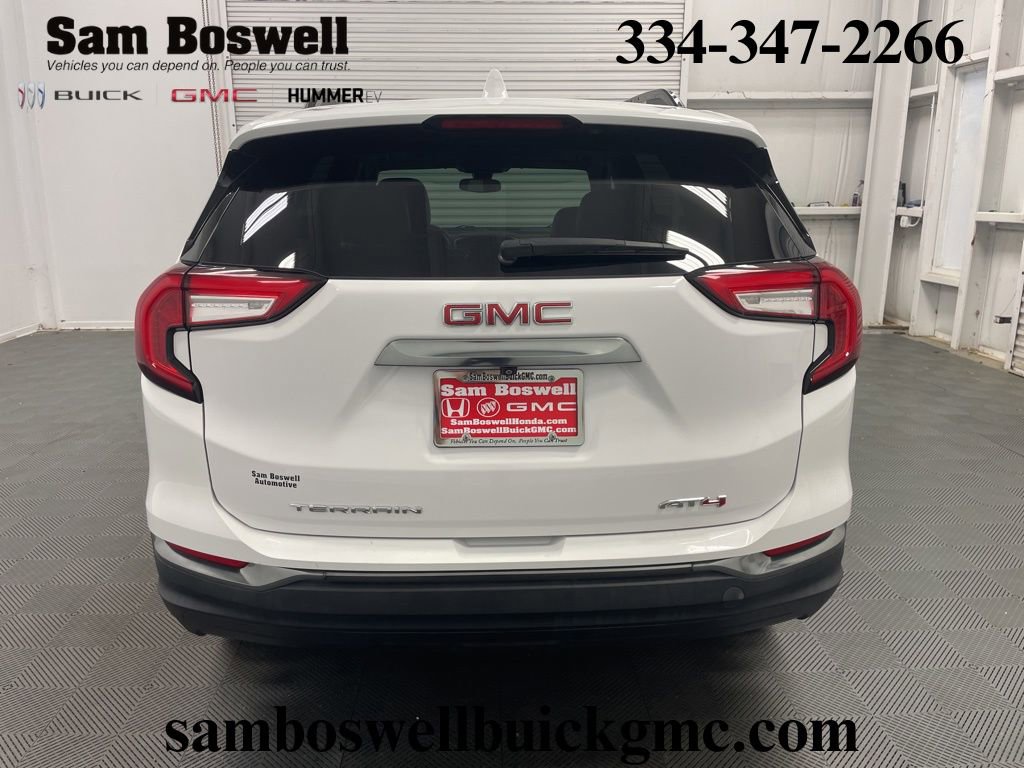 Used 2022 GMC Terrain AT4 image 6
