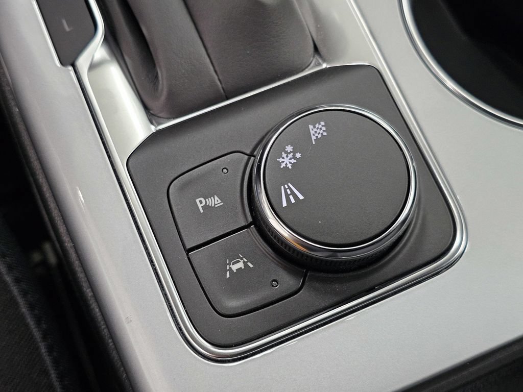 Used 2026 Chevrolet Blazer LT FWD image 20