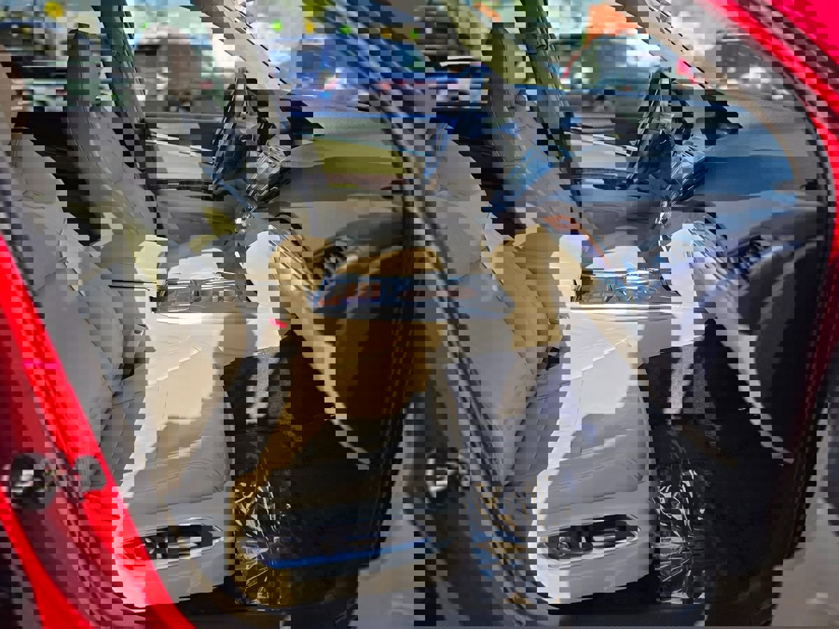 Used 2020 Acura MDX FWD image 10