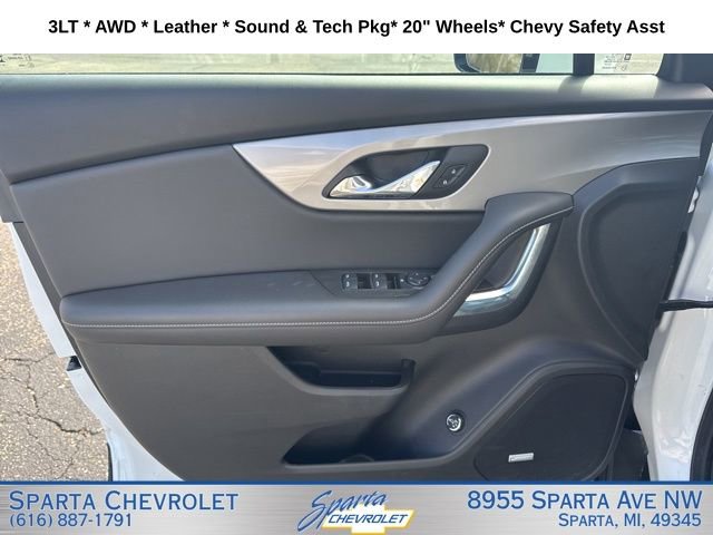 Used 2024 Chevrolet Blazer LT w/ Sound & Technology Package AWD/4WD image 12