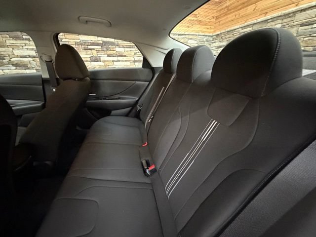Used 2023 Hyundai Elantra SEL FWD image 27