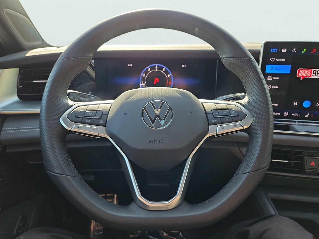 Certified 2026 Volkswagen Tiguan SE R-Line AWD/4WD image 30