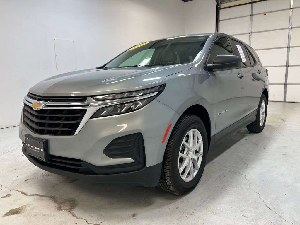Used 2023 Chevrolet Equinox LS w/ LPO, Floor Liner Package AWD/4WD image 12