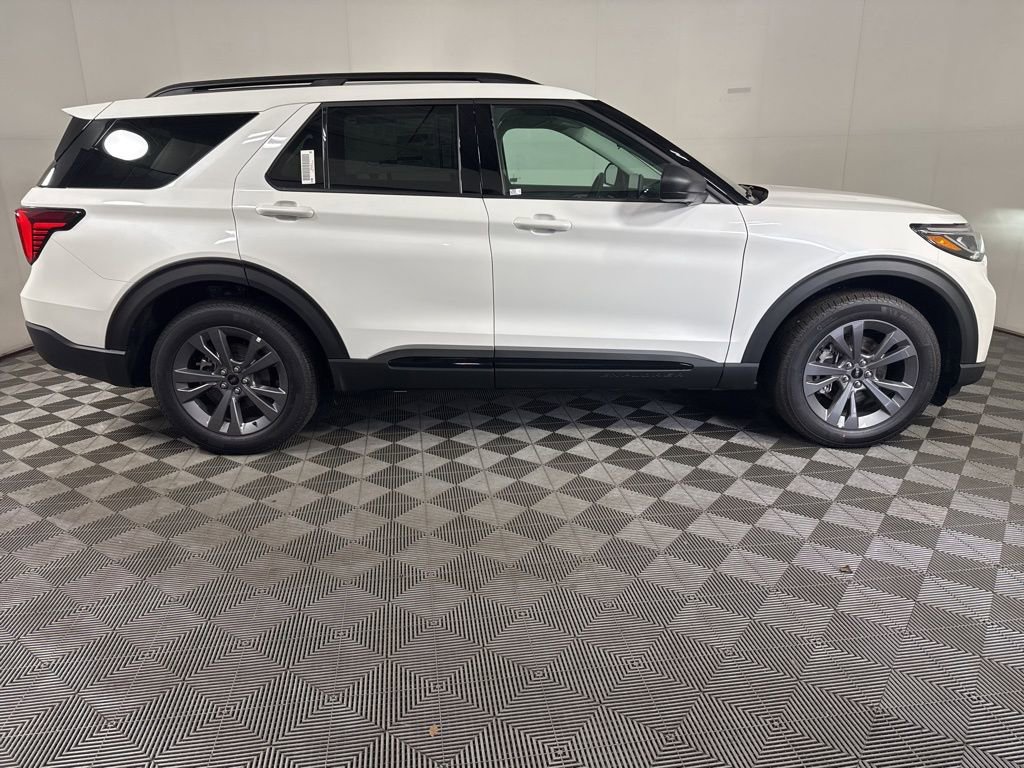 New 2026 Ford Explorer Active w/ Active Comfort Package image 11