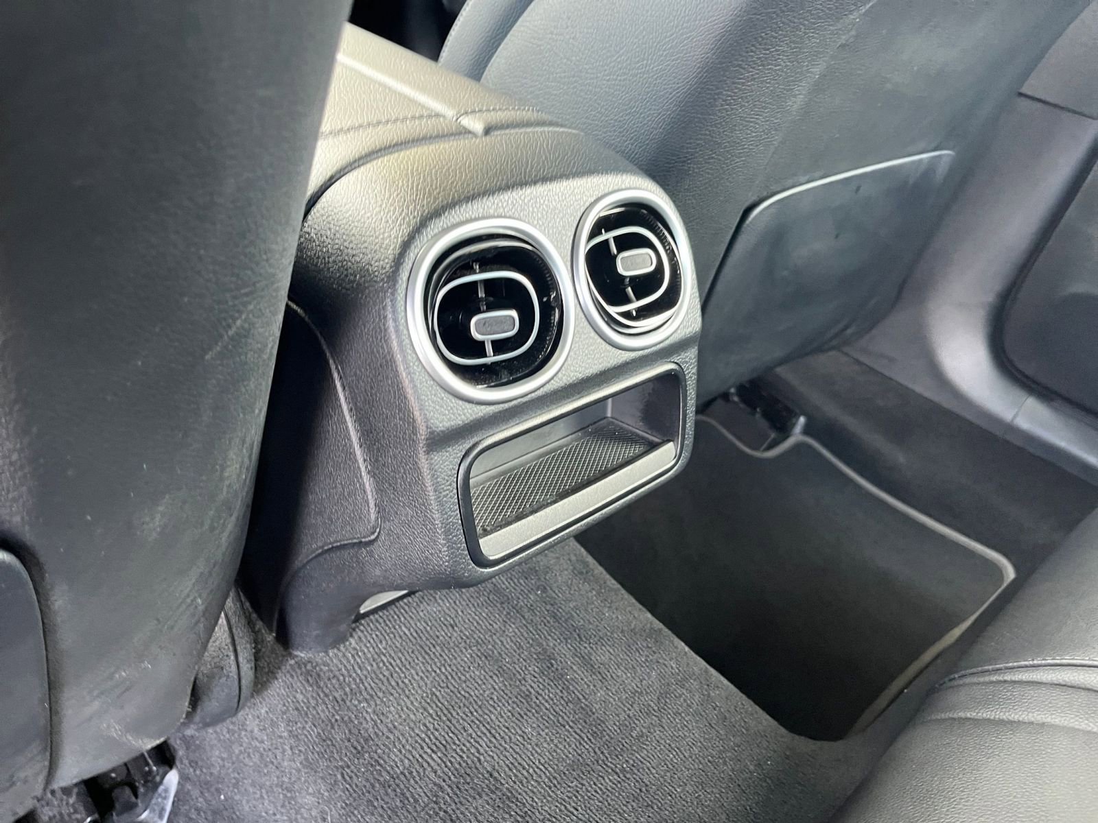 Used 2024 Mercedes-Benz C 300 4MATIC Sedan image 24