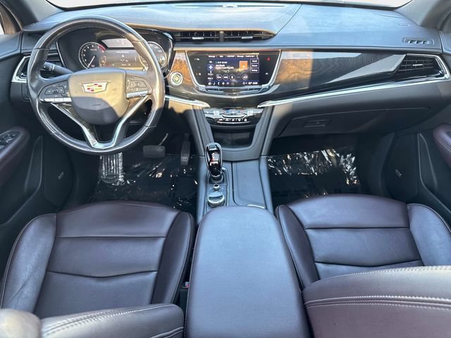 Used 2021 Cadillac XT6 Premium Luxury AWD/4WD image 17