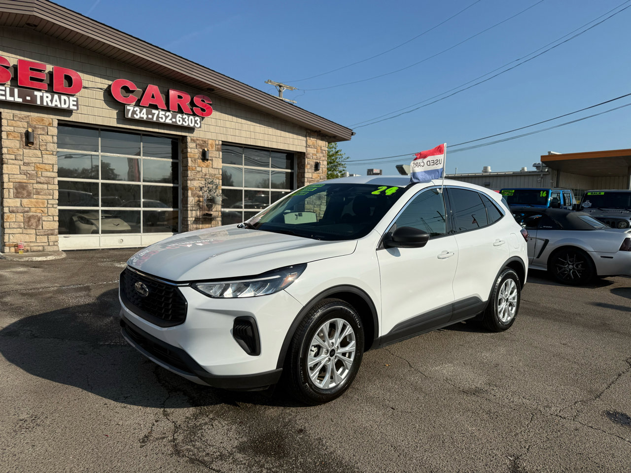 Used 2024 Ford Escape Active image 3