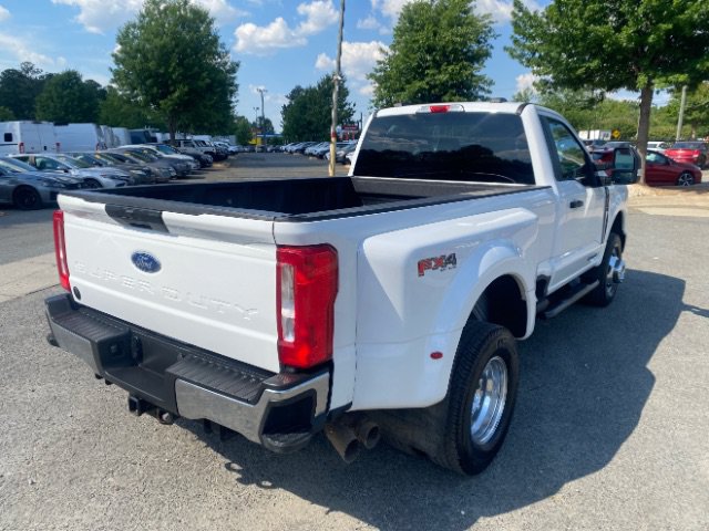 Used 2023 Ford F350 XLT w/ FX4 Off-Road Package AWD/4WD image 4