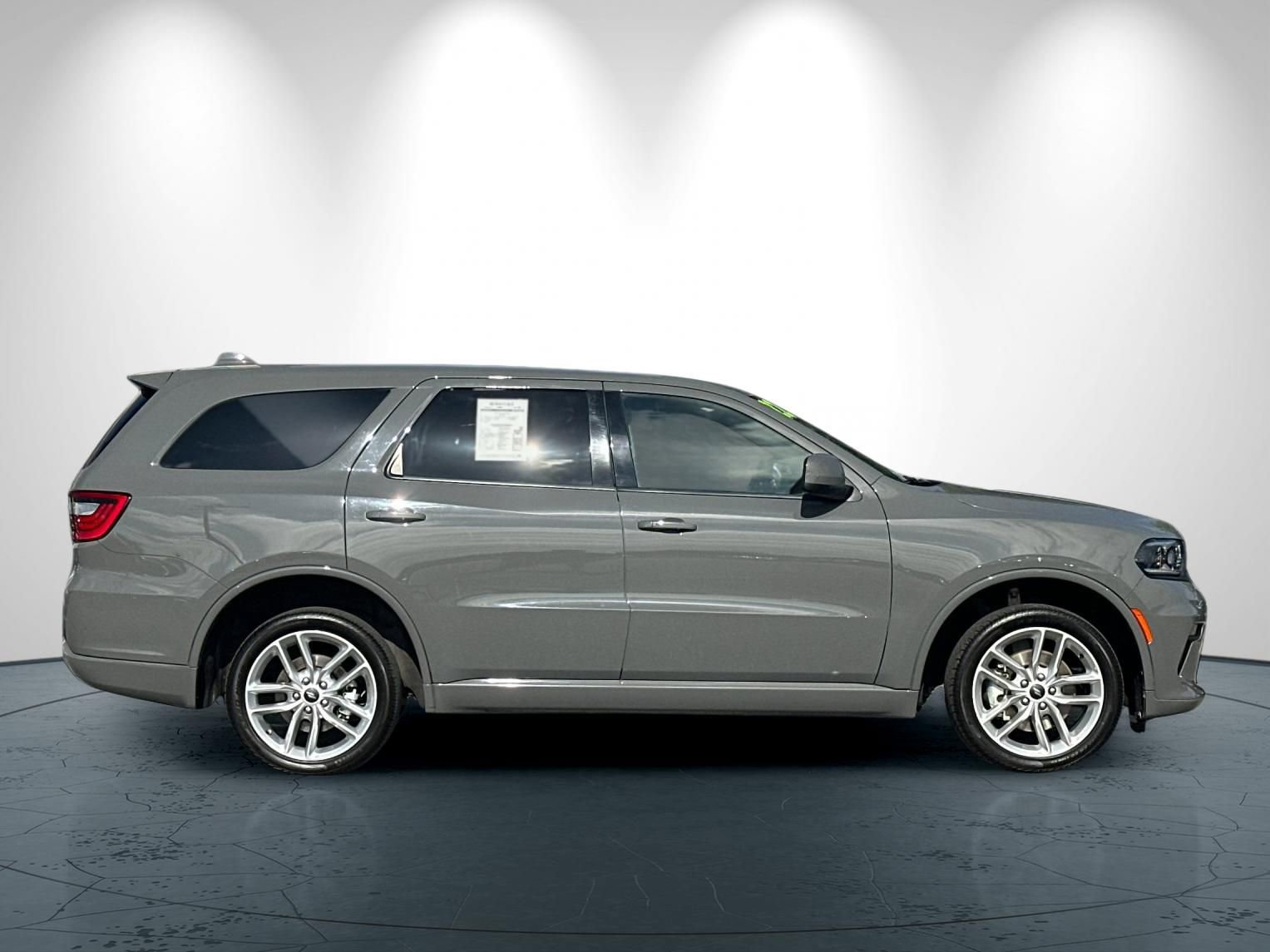 Certified 2022 Dodge Durango GT w/ Trailer Tow Group IV AWD/4WD image 3